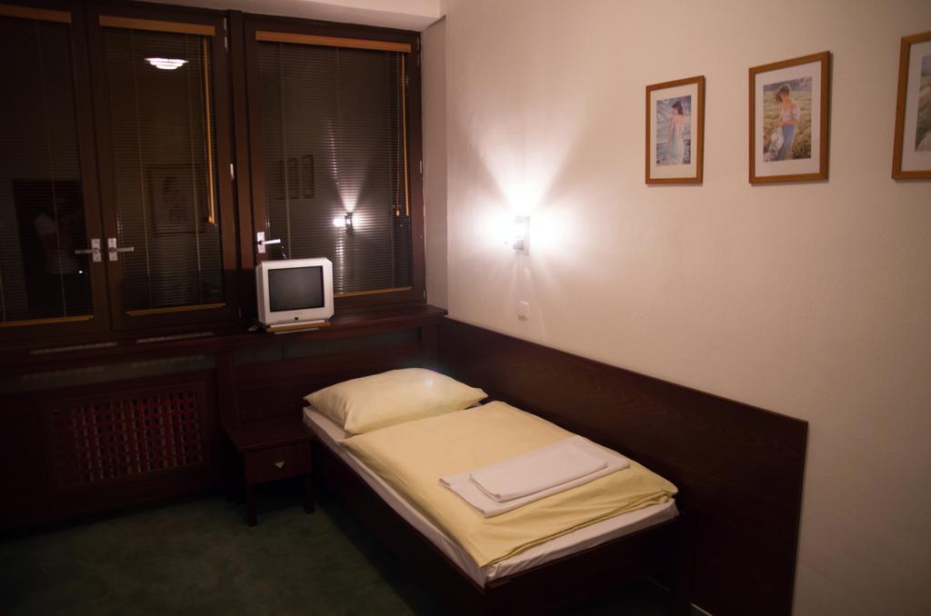 Hotel Bothe Považská Bystrica Kültér fotó