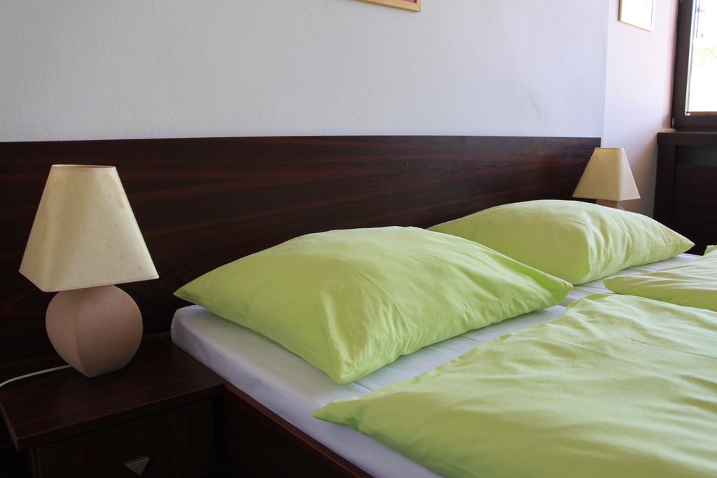 Hotel Bothe Považská Bystrica Szoba fotó