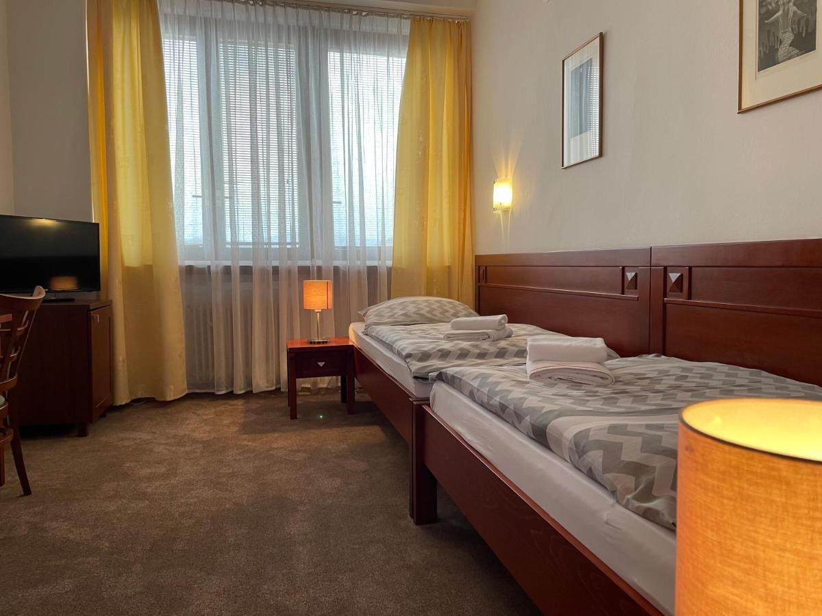 Hotel Bothe Považská Bystrica Kültér fotó