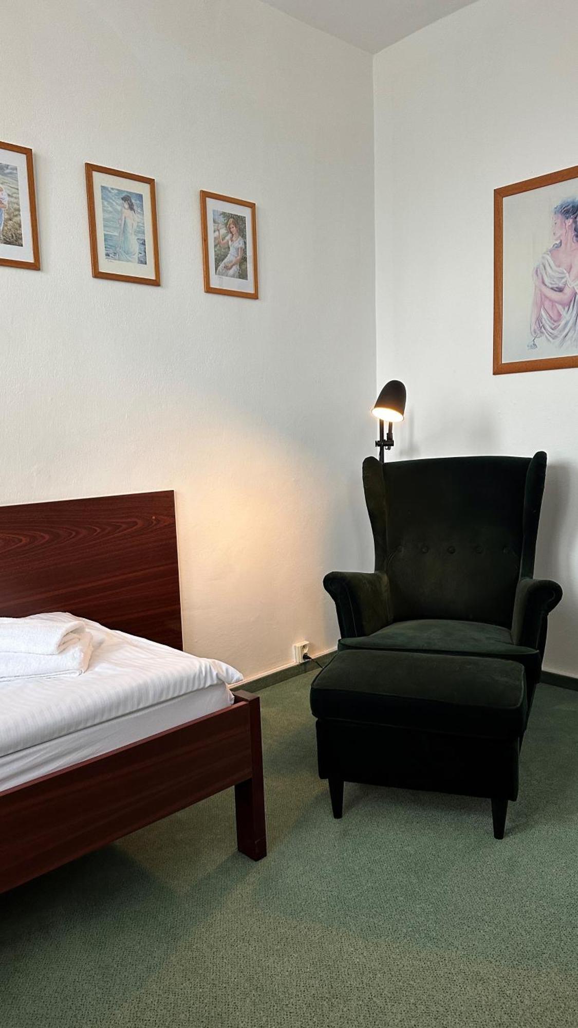 Hotel Bothe Považská Bystrica Kültér fotó